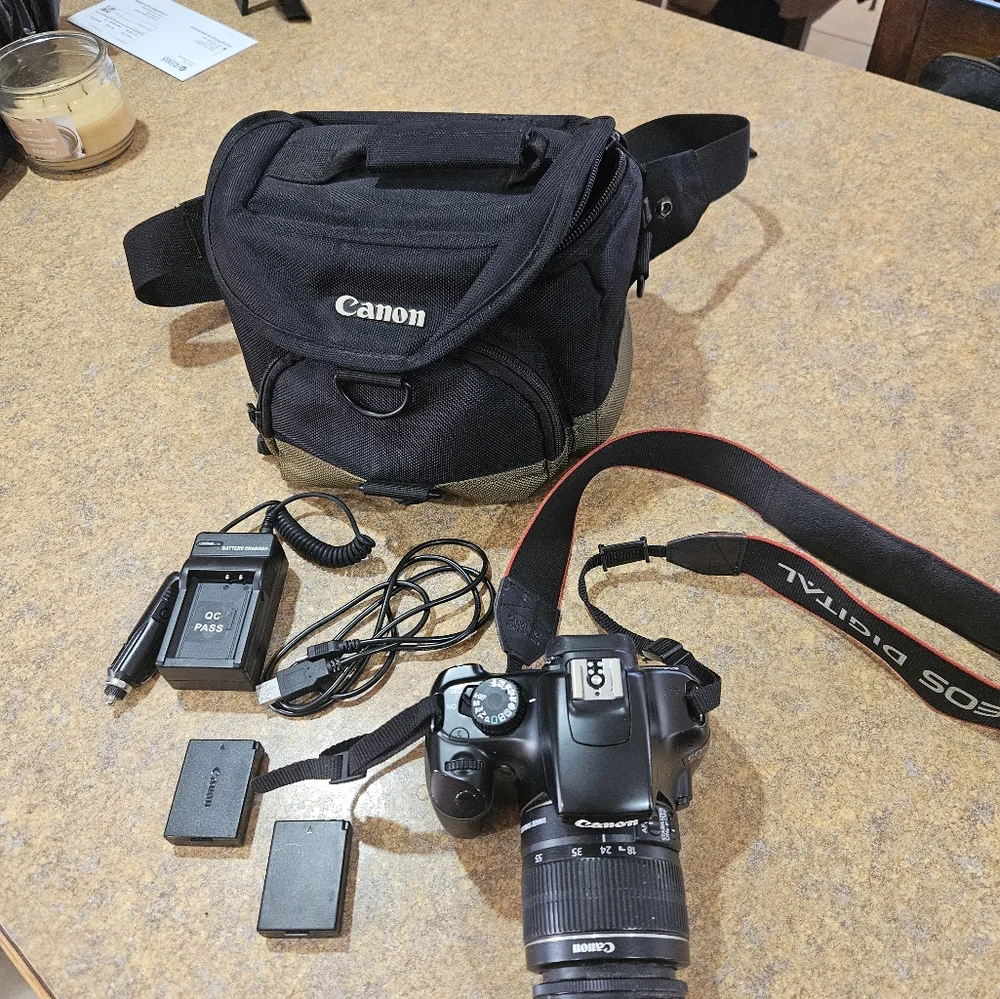 Canon Rebel EOS T3 bundle
